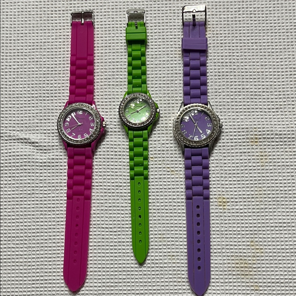 Vibrant Silicone Strap Watches Set